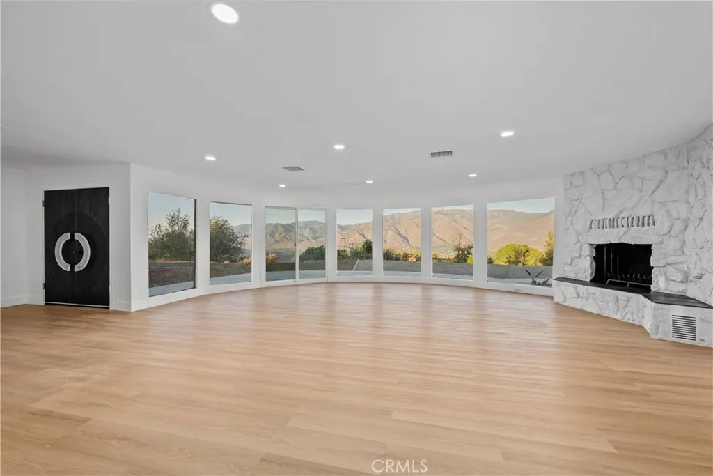 32336 Cole Grade Road — photo