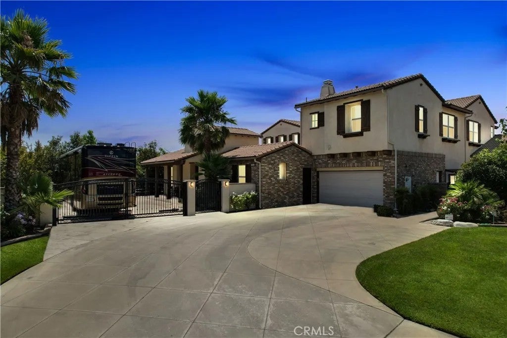 13123 Carriage Trail Court — photo