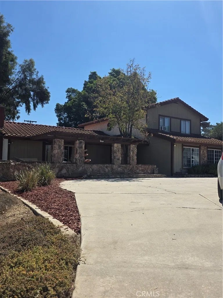 18251 Northstar Avenue — photo