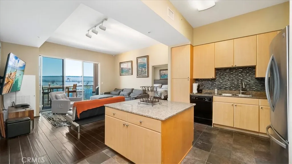 488 E Ocean #708, Long Beach, CA 90802 — photo 2