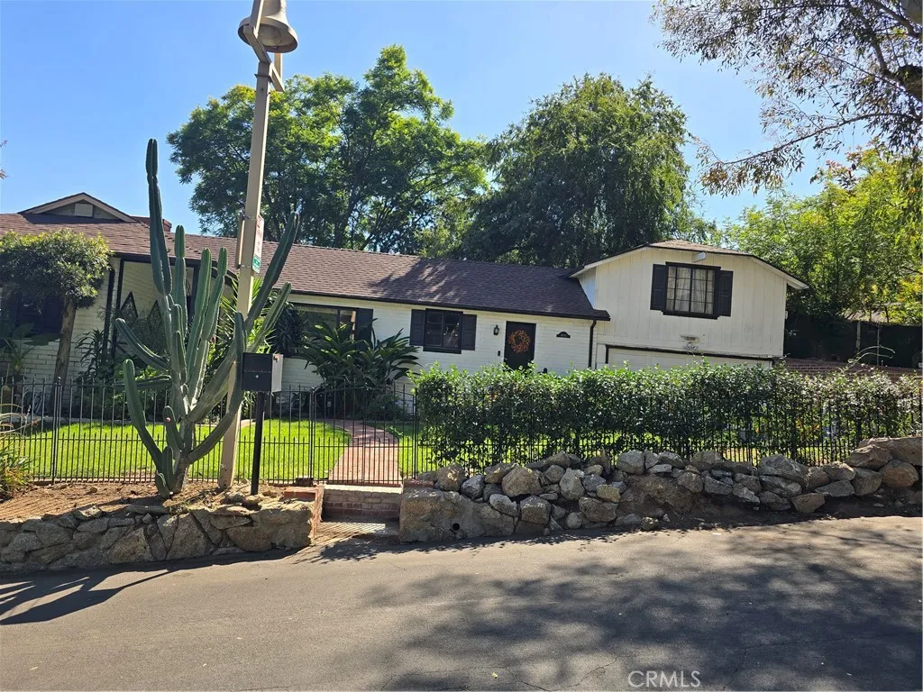 4600 9th, Riverside, CA 92501 — photo 2