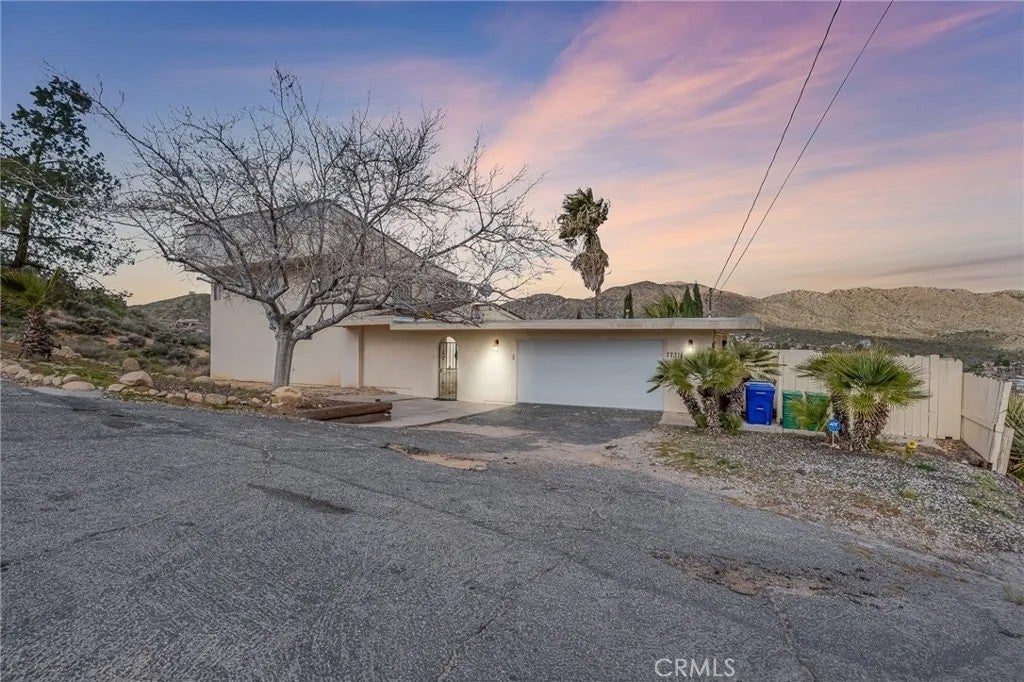 7731 Arrowhead — photo