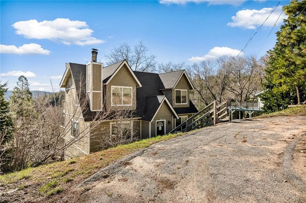 971 Nadelhorn Drive — photo
