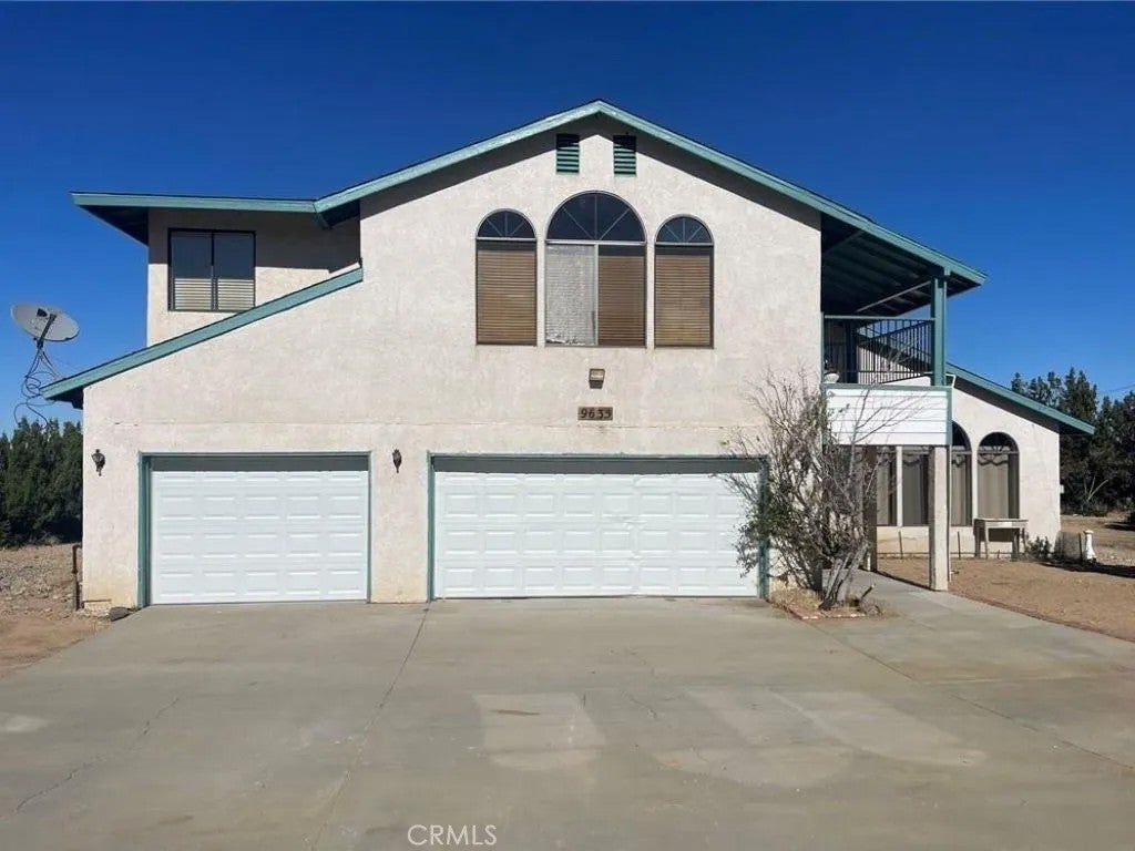 9635 Primavera Road — photo