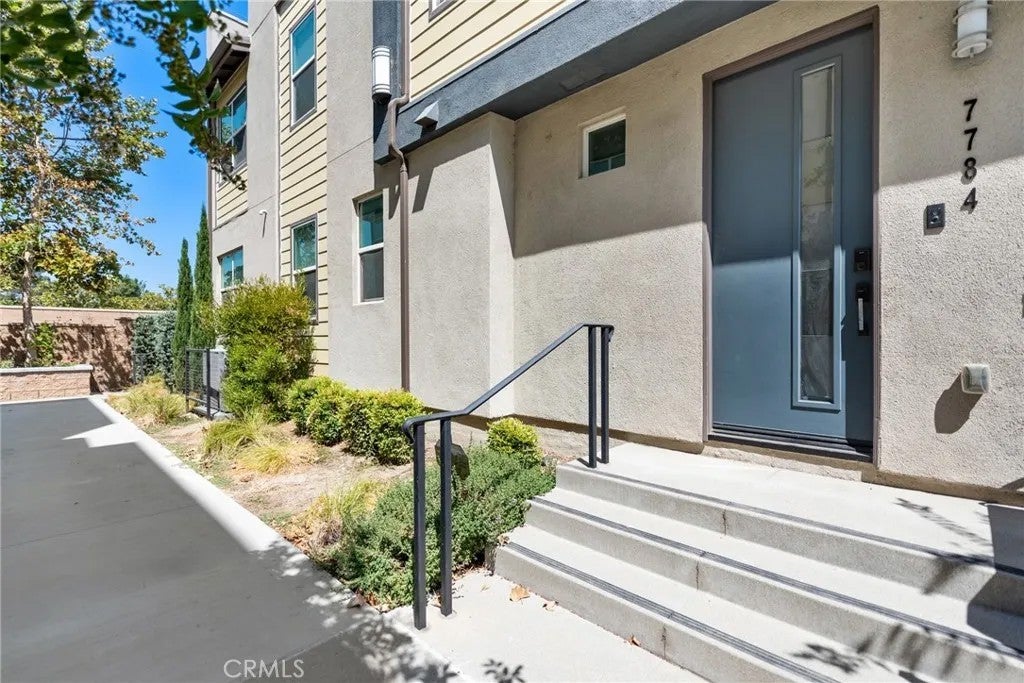 7784 Haywood — photo