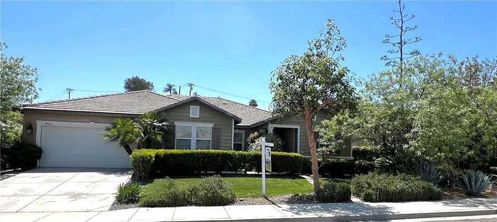 31826 Livingston Street — photo