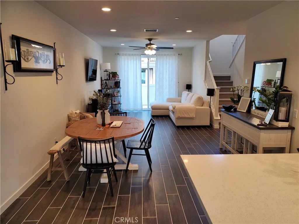 609 Shadowbrook, Lake Forest, CA 92610 — photo 3