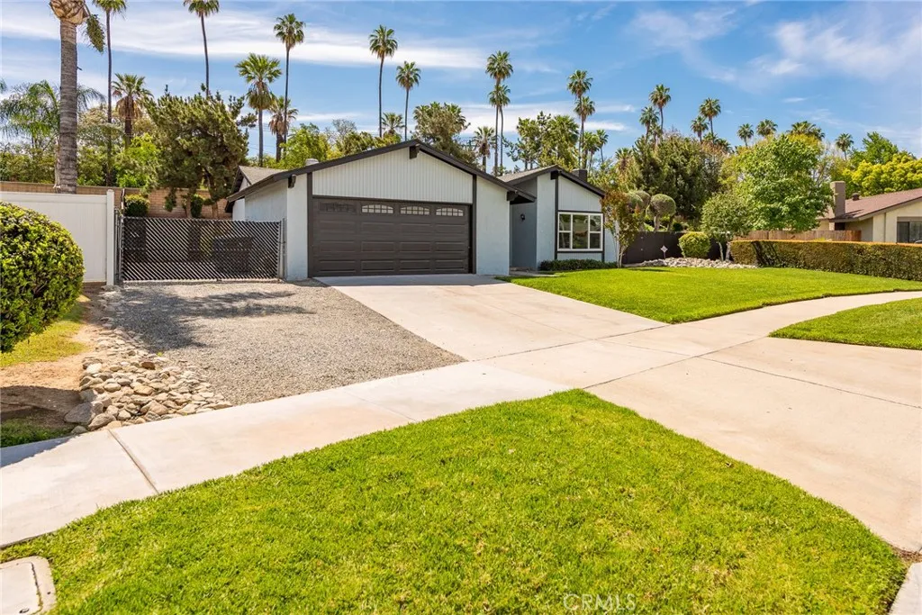 6414 Foster Drive, Riverside, CA 92506 — photo 2