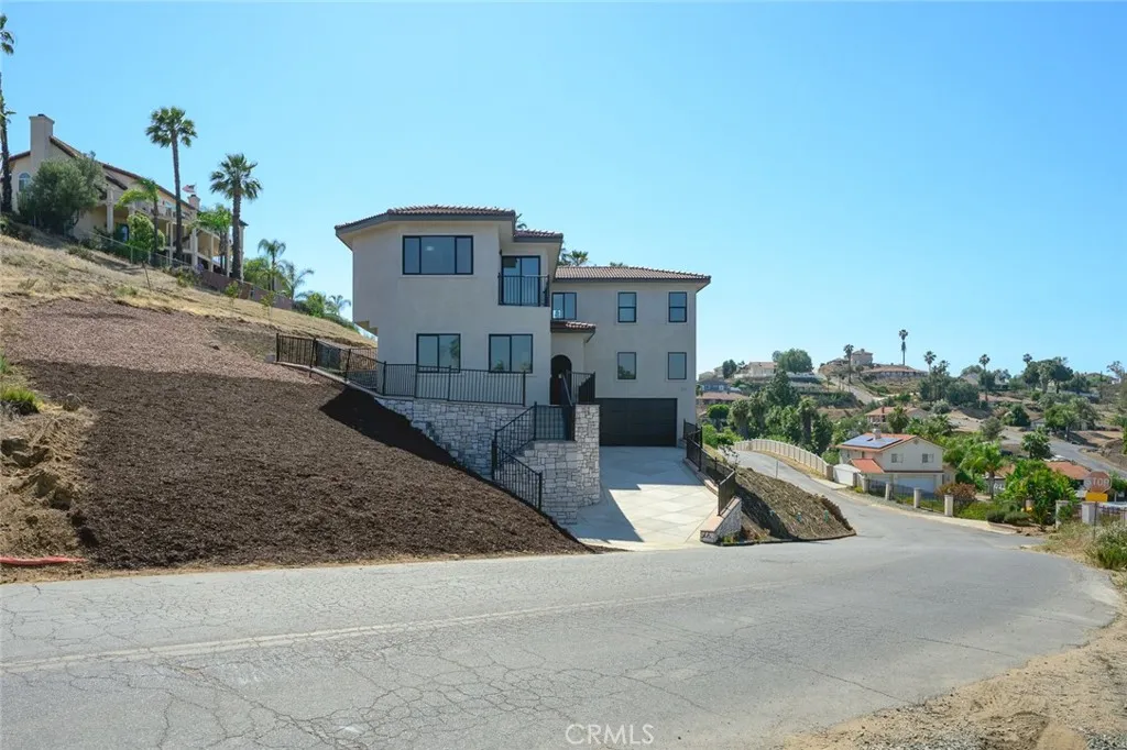 16515 Canyon Ridge, Riverside, CA 92503 — photo 2