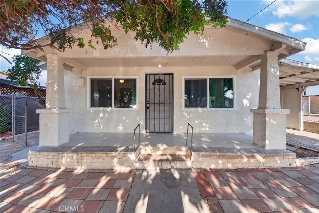 1132 Calhoun — photo