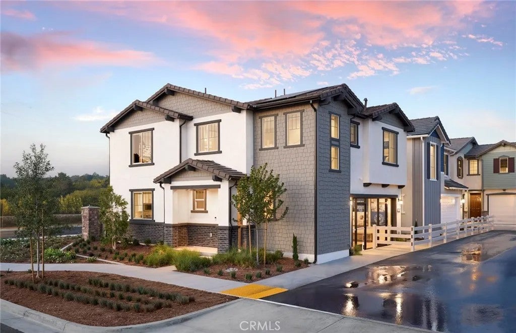 4264 South Malagon Privado — photo