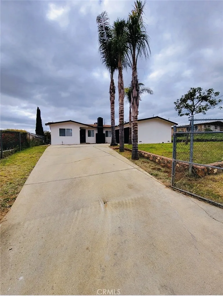 10045 Jonathan, Cherry Valley, CA 92223 — photo 2