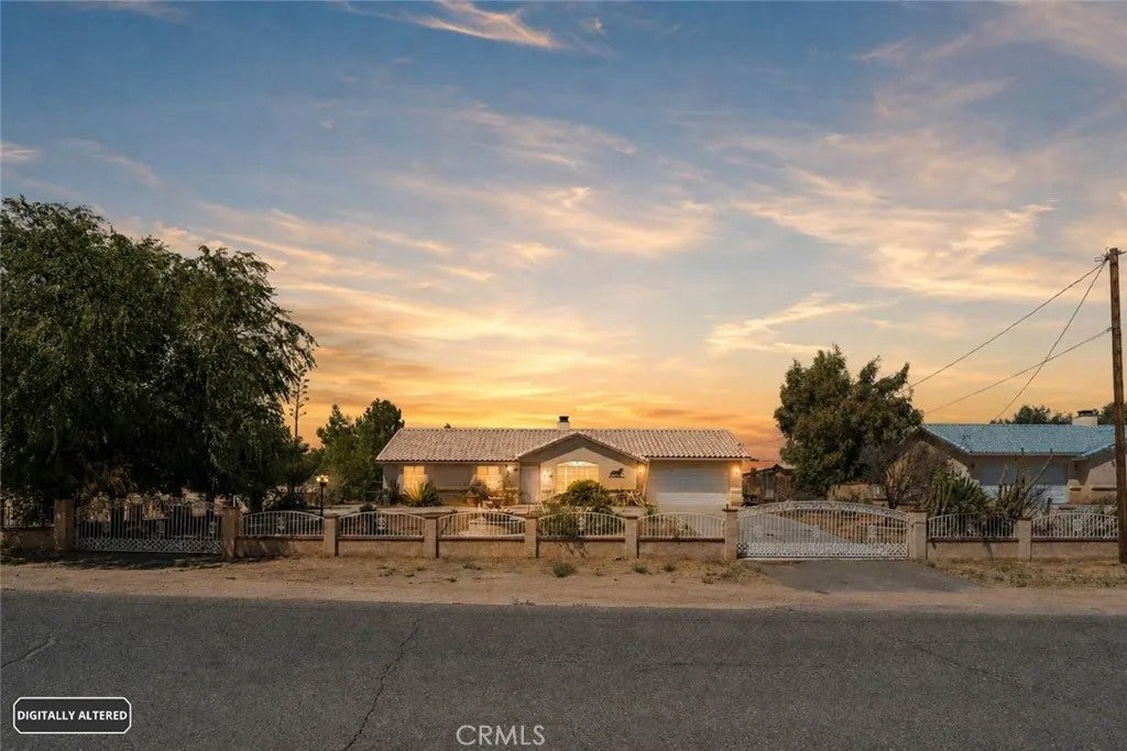 11906 Apatite Avenue — photo