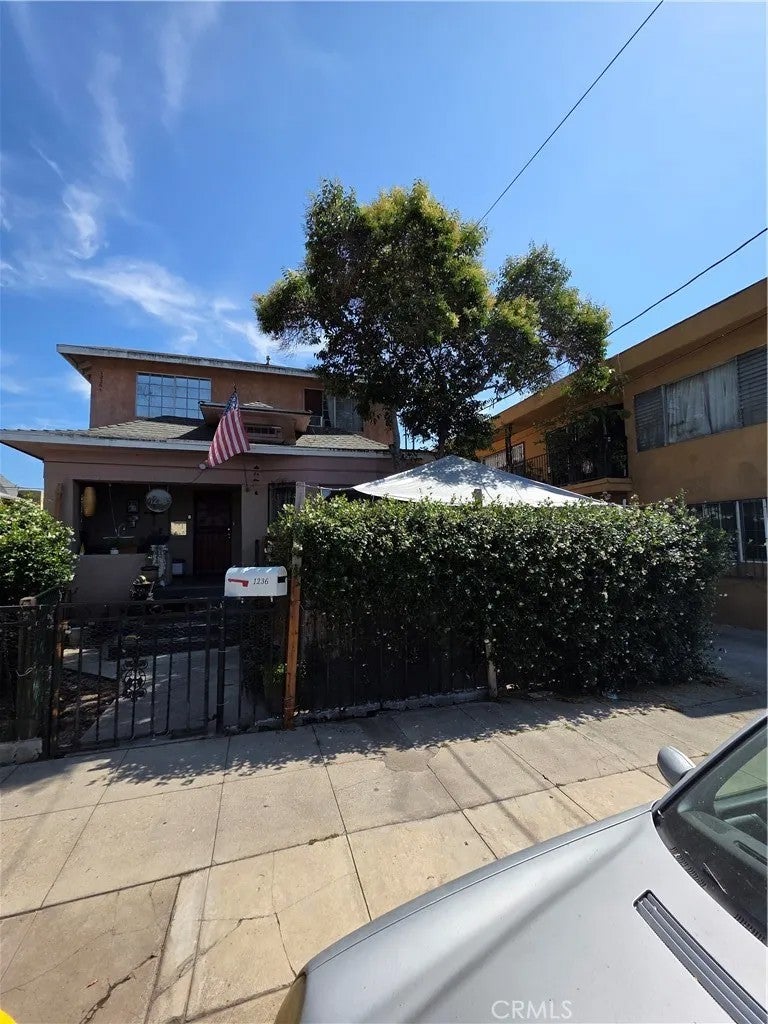 1236 W 24th — photo