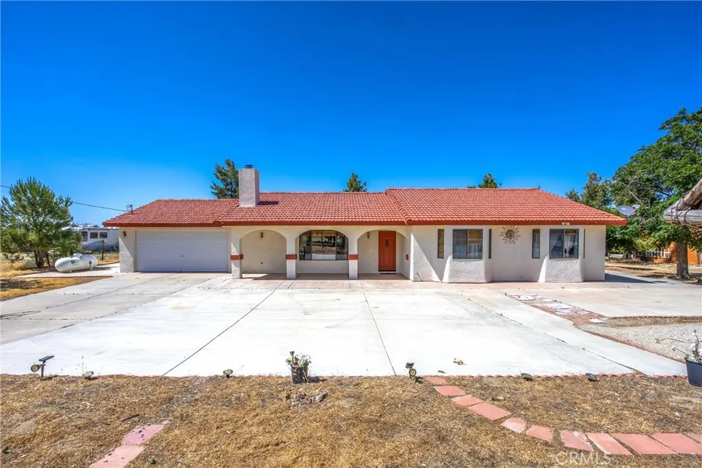 476 Marcos Road, Pinon Hills, CA 92372 — photo 2