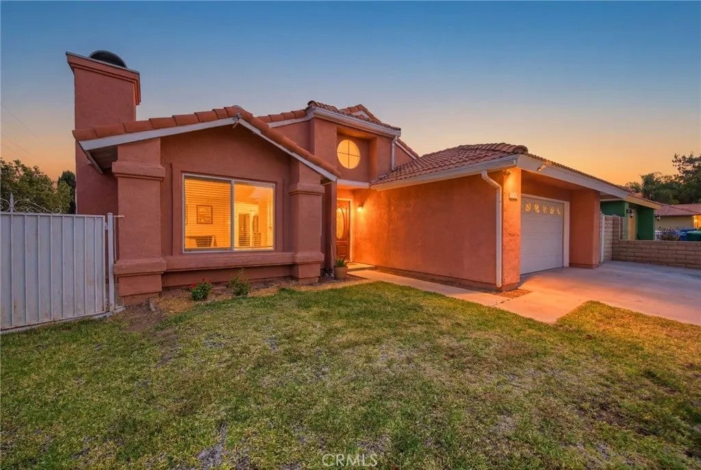 13997 Chervil Court — photo