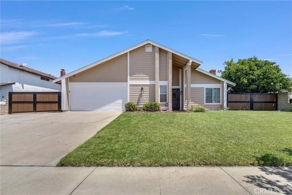 1183 Armando Street — photo