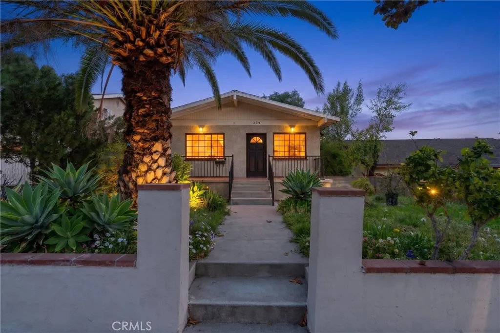 634 E Walnut, Burbank, CA 91501 — photo 2