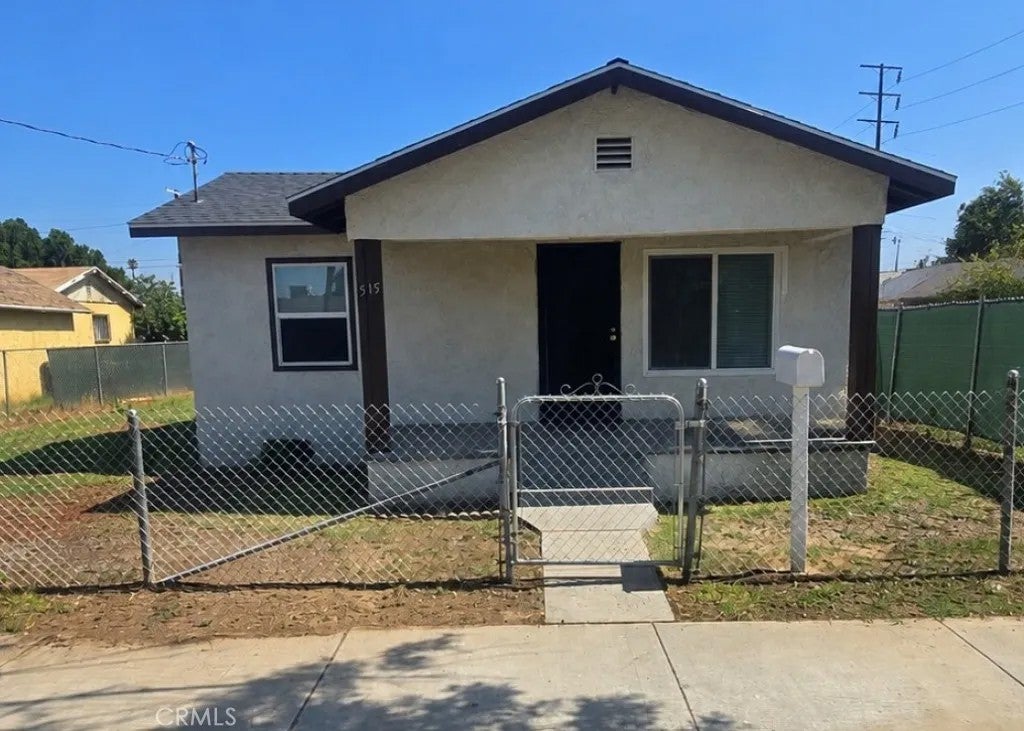515 W N — photo
