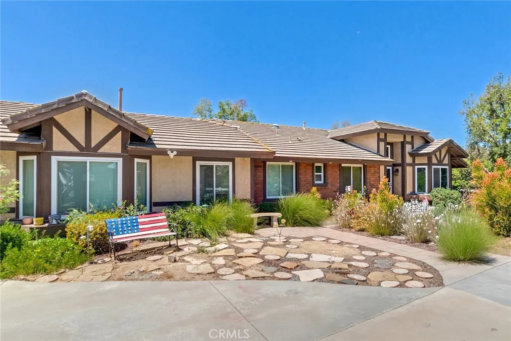 18563 Chickory, Riverside, CA 92504 — photo 2