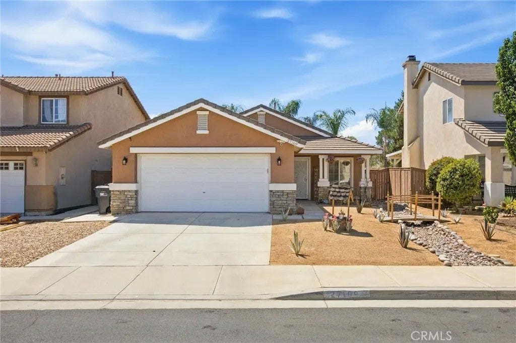 27169 Sawyer Road — photo