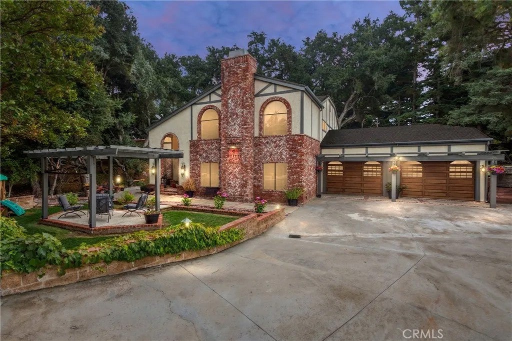 13515 Oak Mountain — photo
