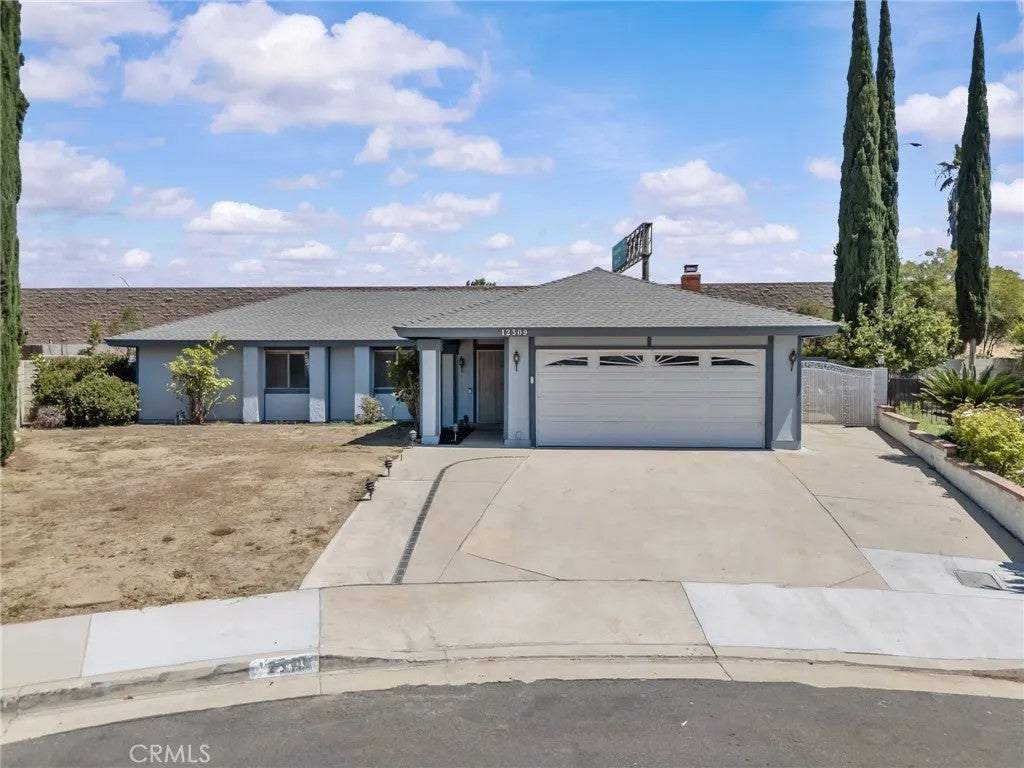 12309 Gardenia Place — photo