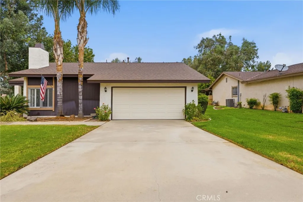 803 E Palm, Redlands, CA 92374 — photo 2