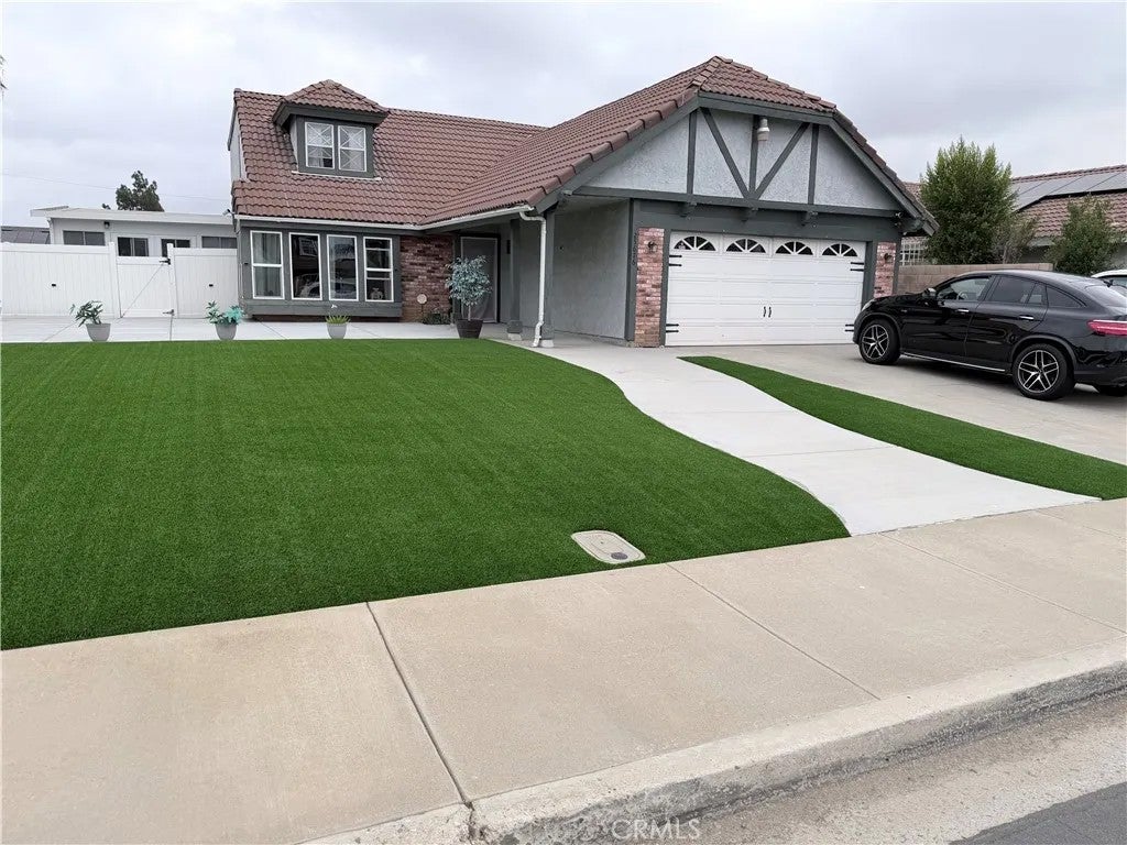 25676 San Lupe — photo