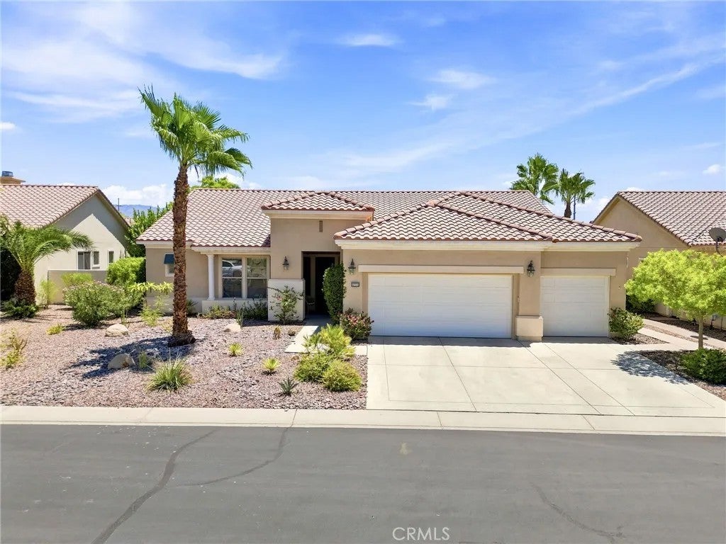 40596 Corte Los Cerritos — photo
