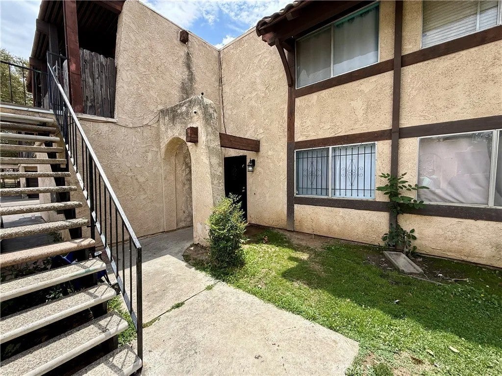 12195 Carnation Lane C — photo