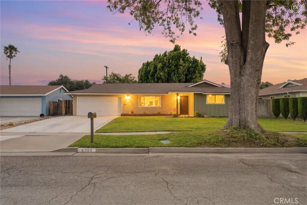 8755 Delano, Riverside, CA 92503 — photo 2