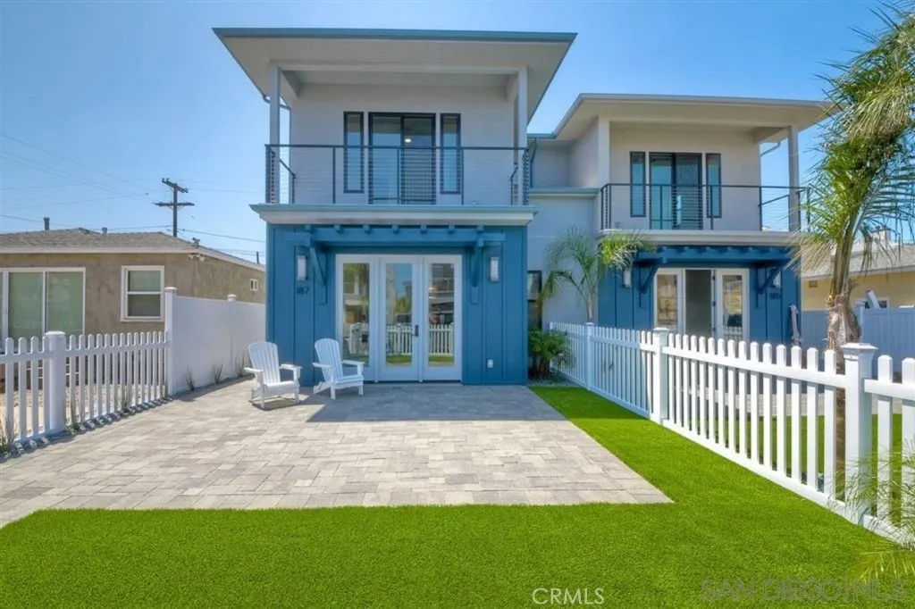 187 Daisy — photo