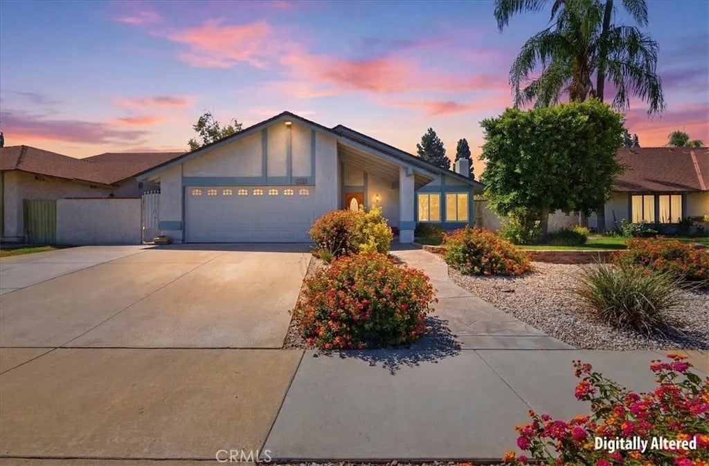 8618 Turlock — photo
