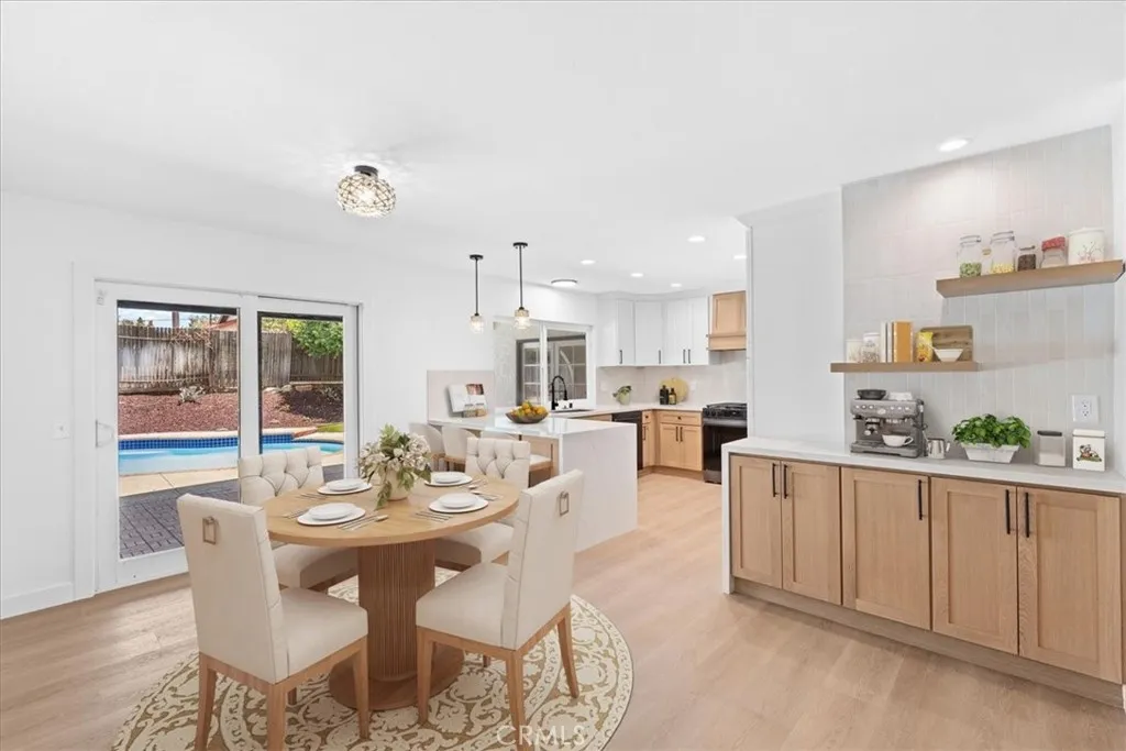 2463 Falling Oak, Riverside, CA 92506 — photo 3