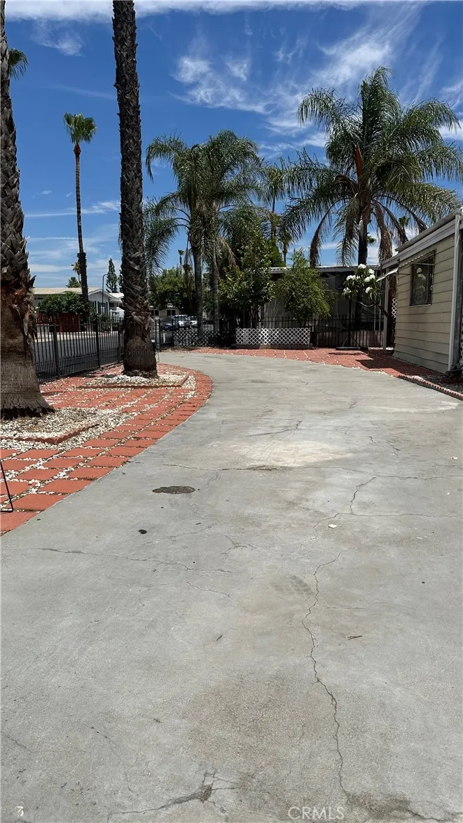 1025 S Riverside #21, Rialto, CA 92376 — photo 3