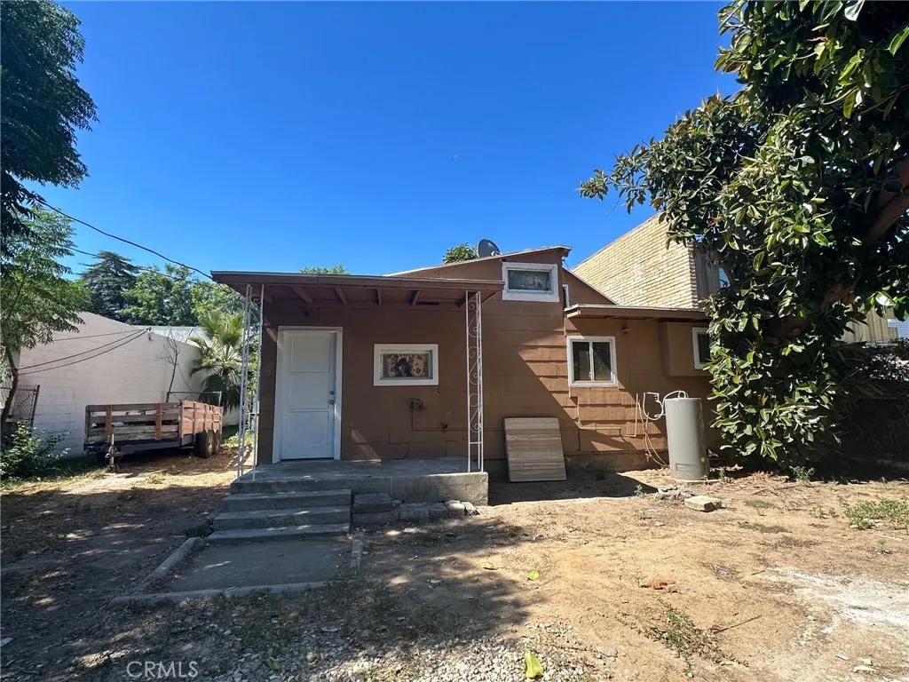 211 S Riverside, Rialto, CA 92376 — photo 2