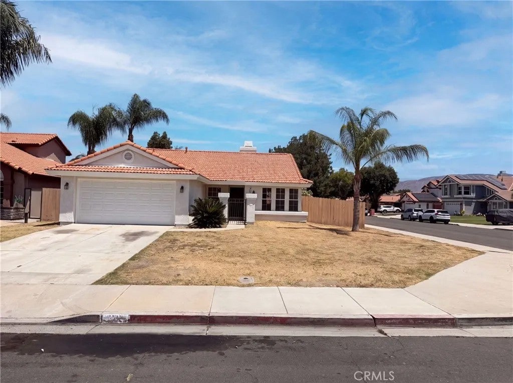 2758 Alne — photo