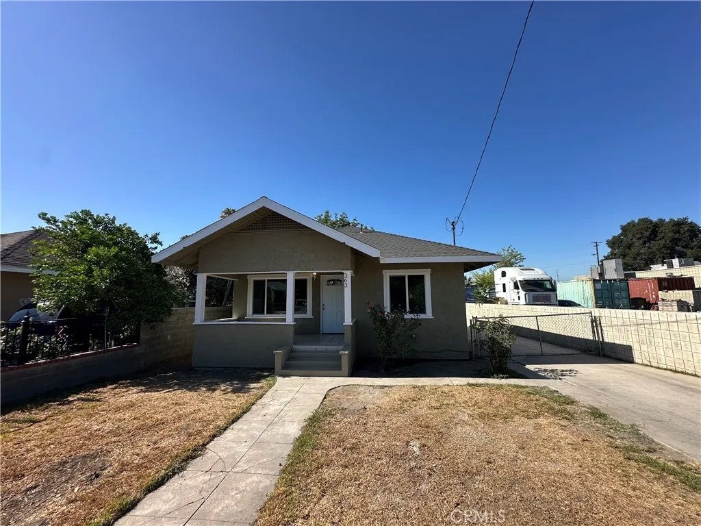 363 W Olive Street — photo