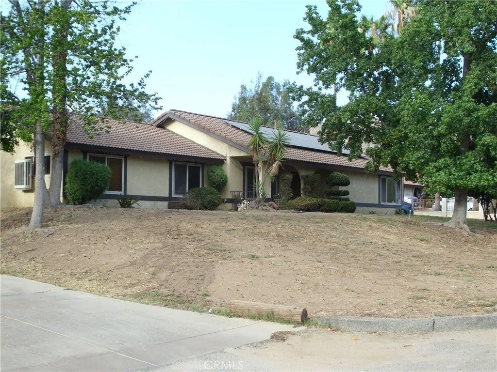 24310 Angie Lane — photo