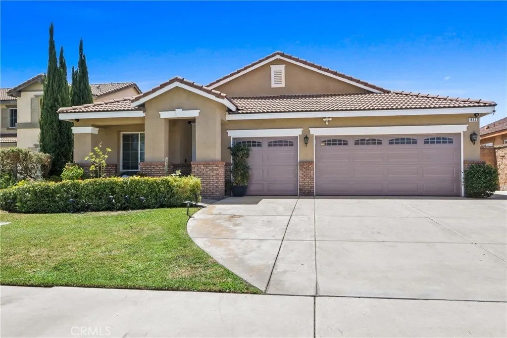 16521 Pismo Way — photo