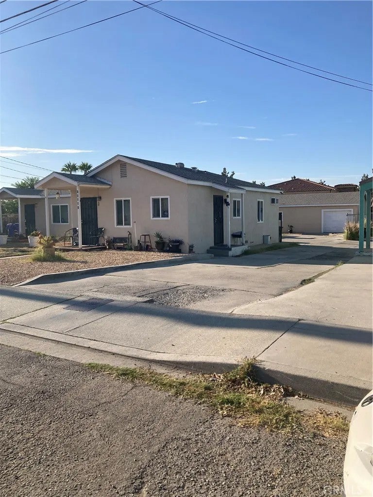 16859 Fairfax Street — photo