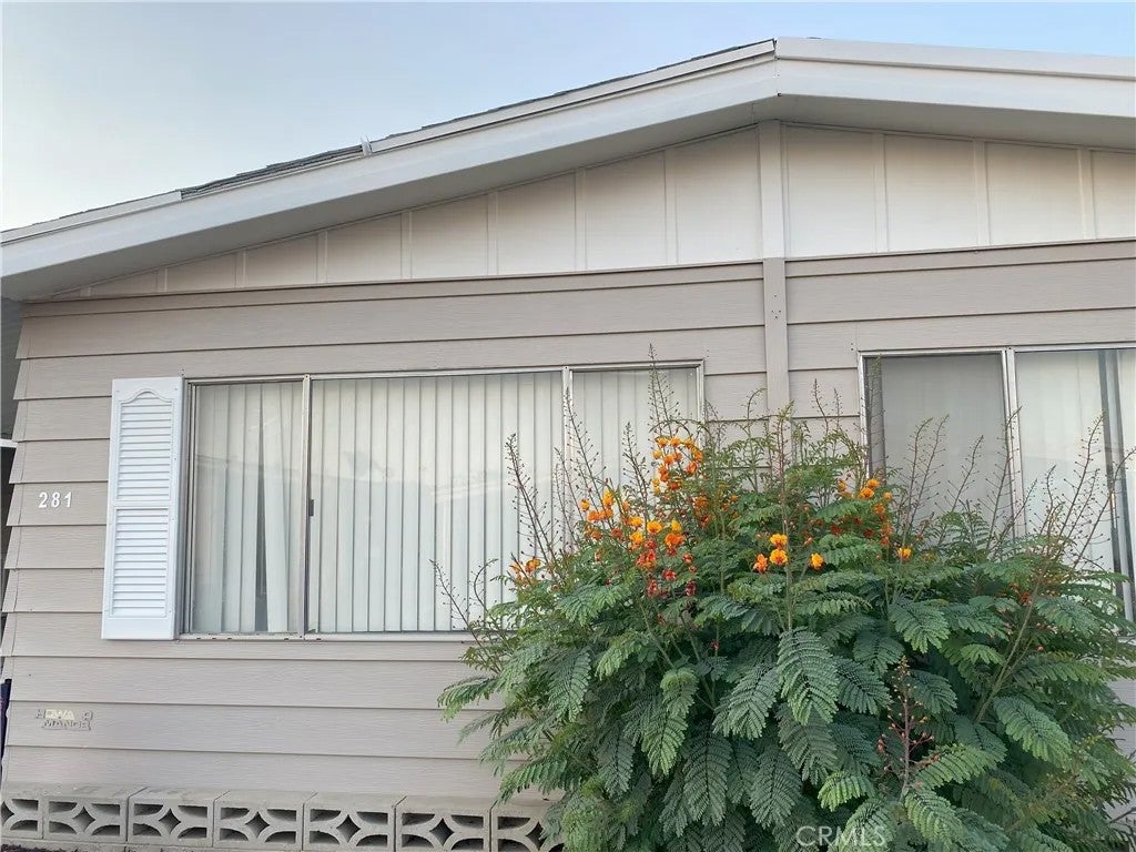 601 N Kirby 281 — photo