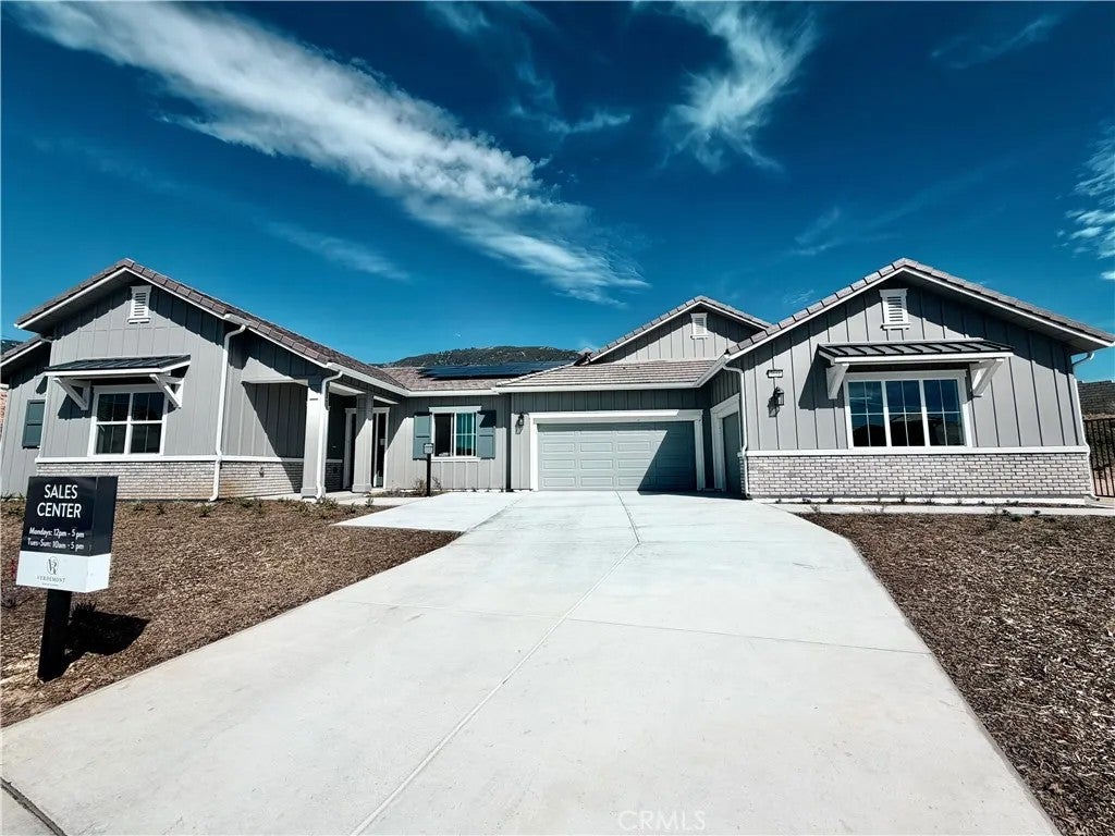 7051 Hurley Court — photo