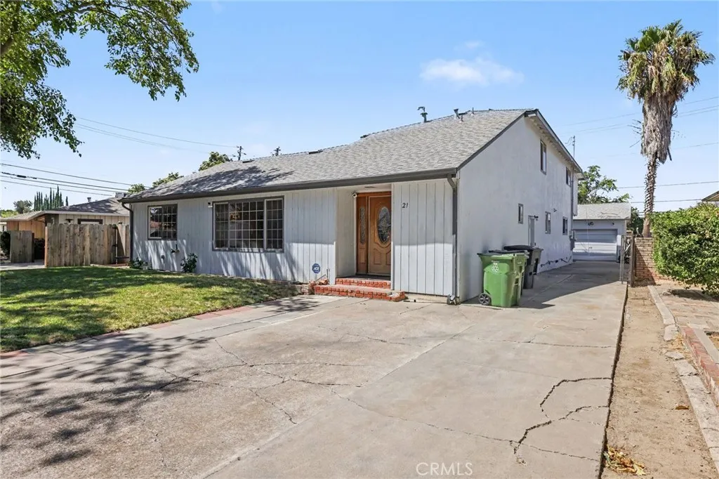21 E Emerson Avenue, Tracy, CA 95376 — photo 2