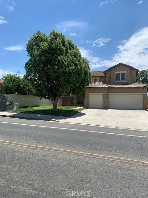 7828 Linares — photo