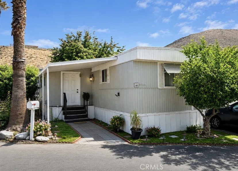 2751 Reche Canyon Rd Unit 98 — photo