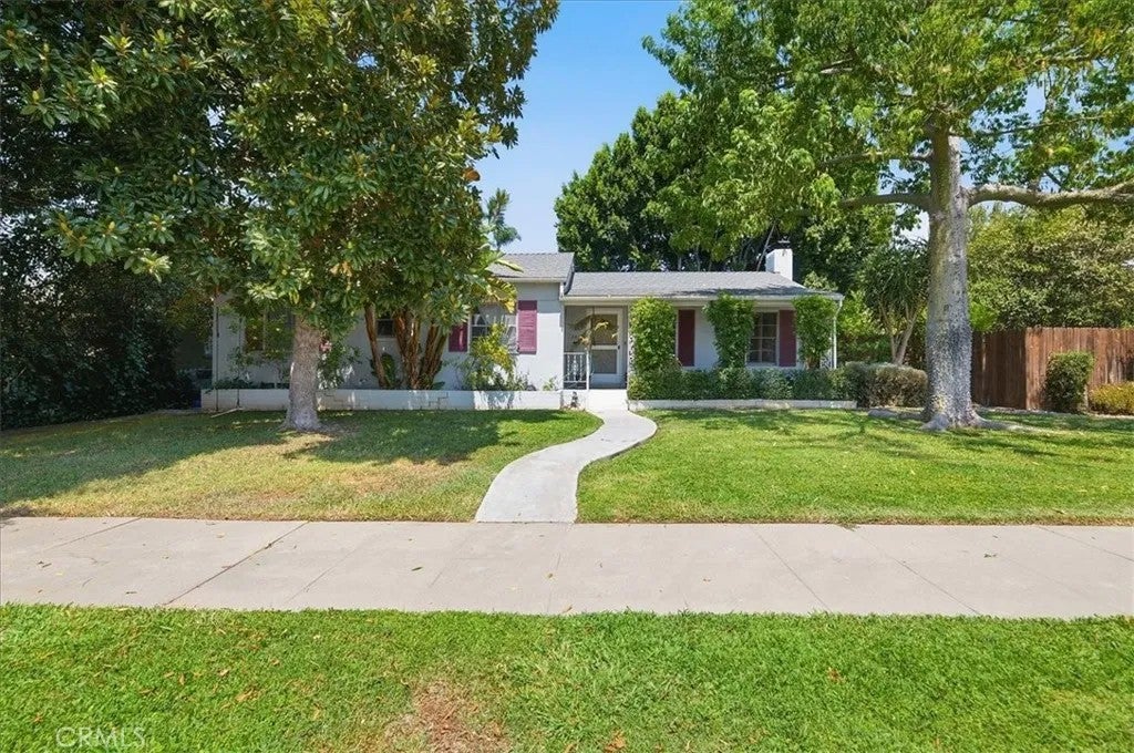 3411 Elmwood Court — photo
