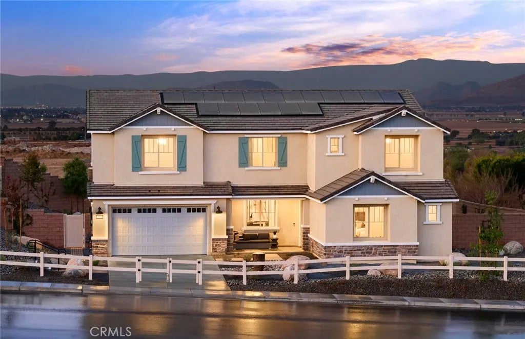 25099 Greythorne Drive — photo