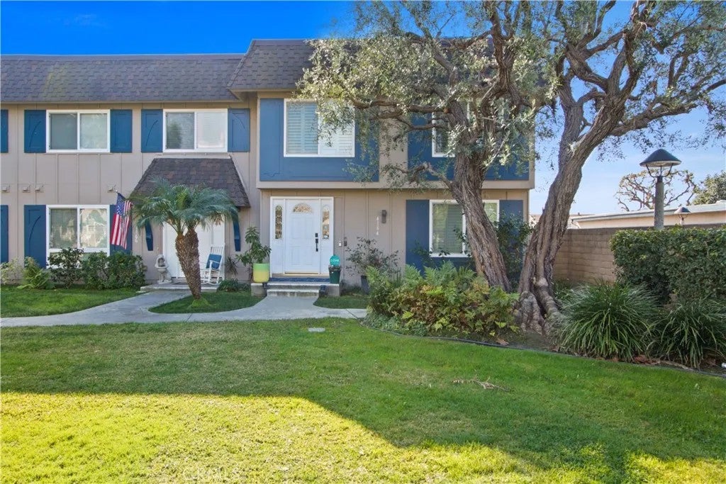4164 Elizabeth Court — photo
